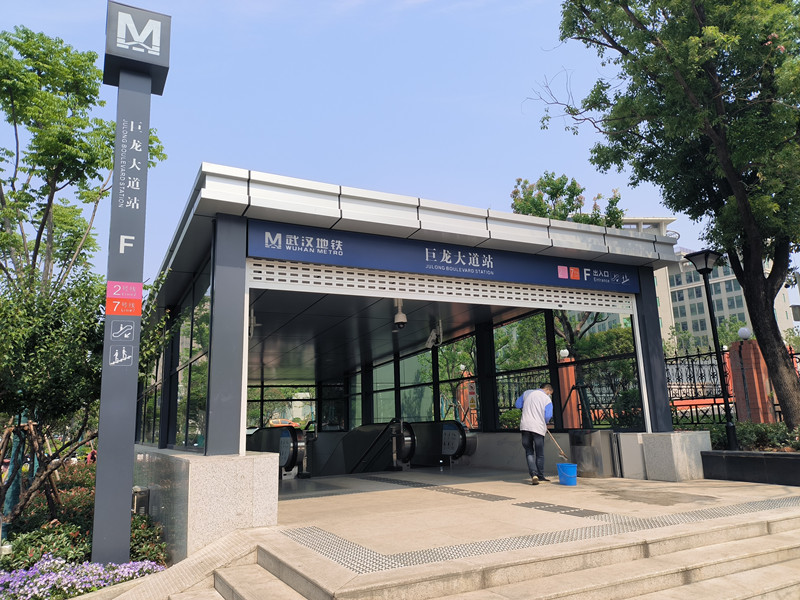 �人����7���߾������